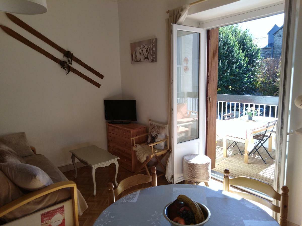 Le Pardeilhan Appt Chaleureux, Lumineux Avec Terrasse Et Parking En Coeur De Ville Bagnères-de-Luchon Εξωτερικό φωτογραφία